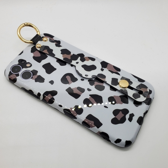 iPhone 11 Case Leopard iPhone 12 Case Leopard iPhone 12 Pro Case Wrist Strap - Picture 4 of 5
